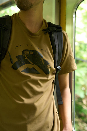 ハイキングマTシャツ｜DRY